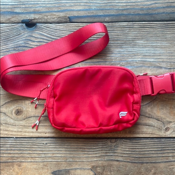 Fabletics Heated Red Belt Bag - Picture 1 of 5
